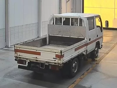 Isuzu ELF  с аукциона в Японии