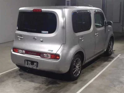 Nissan CUBE  с аукциона в Японии