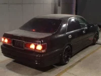 Toyota CROWN лот № 9015 оценка 3  с аукциона в Японии 4