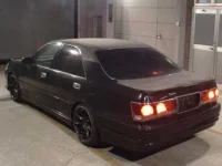 Toyota CROWN лот № 9015 оценка 3  с аукциона в Японии 1