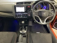 Honda FIT лот № 2631 оценка 3.5  с аукциона в Японии 4