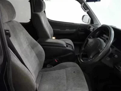 Toyota HIACE  с аукциона в Японии