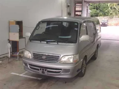 Toyota HIACE  с аукциона в Японии
