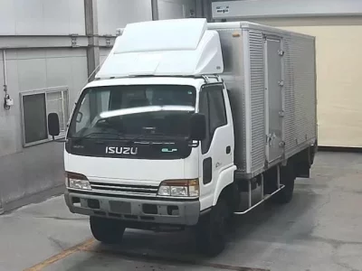 Isuzu ELF  с аукциона в Японии