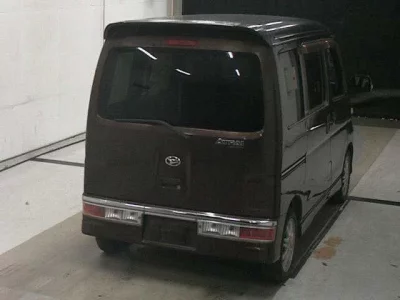 Daihatsu Atrai Wagon