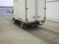 Toyota DYNA лот № 5597 оценка 3.5  с аукциона в Японии 1