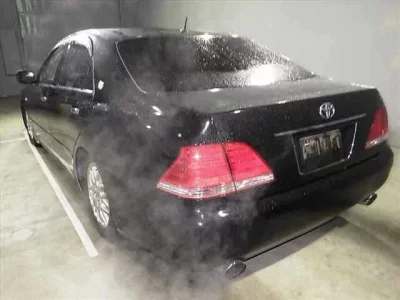 Toyota CROWN  с аукциона в Японии