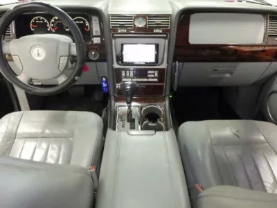 Ford LINCOLN NAVIGATOR