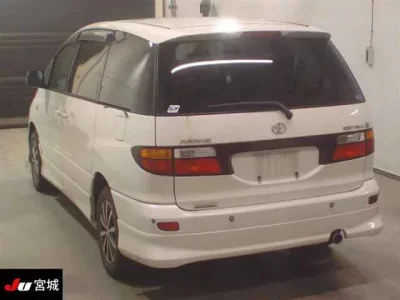 Toyota ESTIMA  с аукциона в Японии