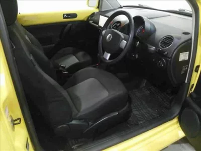 Volkswagen NEW BEETLE