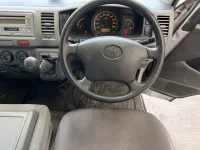 Toyota HIACE VAN лот № 5606 оценка 3.5  с аукциона в Японии 4