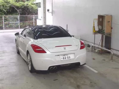 Peugeot RCZ