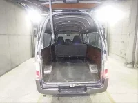Nissan CARAVAN VAN лот № 9049 оценка R  с аукциона в Японии 6