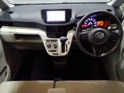 Daihatsu MOVE  с аукциона в Японии