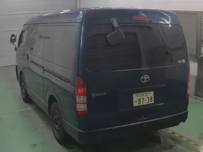 Toyota HIACE  с аукциона в Японии