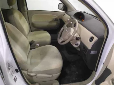 Toyota SIENTA  с аукциона в Японии