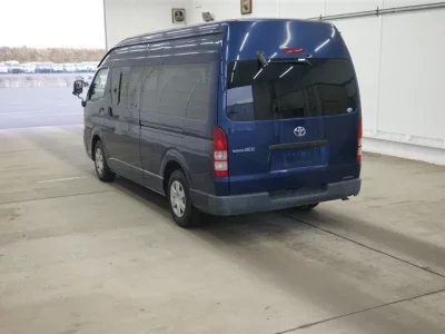 Toyota HIACE VAN  с аукциона в Японии