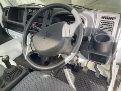 Mitsubishi MINICAB TRUCK