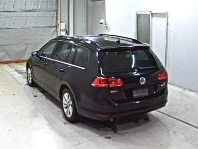 Volkswagen GOLF VARIANT