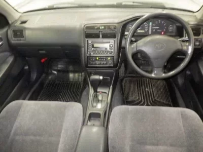 Toyota CARINA  с аукциона в Японии