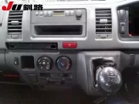 Toyota REGIUS ACE VAN лот № 8017 оценка R  с аукциона в Японии 4