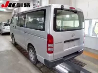 Toyota REGIUS ACE VAN лот № 8017 оценка R  с аукциона в Японии 1