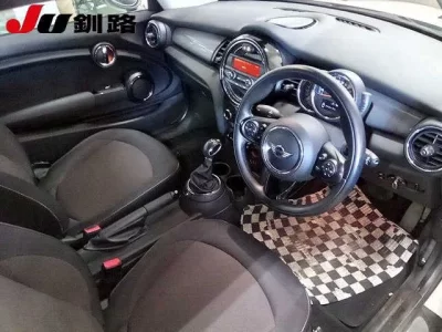 BMW MINI  с аукциона в Японии