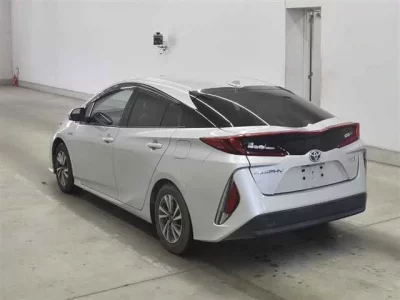 Toyota PRIUS PHV
