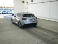 Mazda AXELA лот № 2678 оценка 3.5  с аукциона в Японии 1