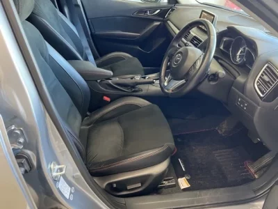 Mazda AXELA  с аукциона в Японии