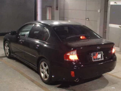 Subaru LEGACY B4  с аукциона в Японии