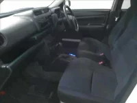 Toyota SUCCEED лот № 4206 оценка 3.5  с аукциона в Японии 2