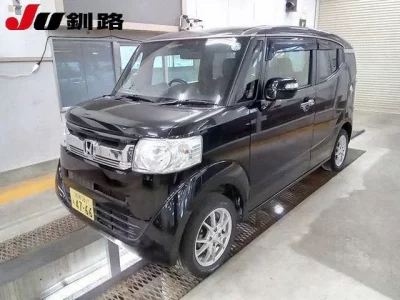 Honda N BOX SLASH