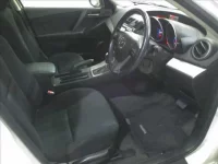 Mazda AXELA лот № 4212 оценка RA  с аукциона в Японии 3