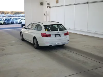 BMW 3-Series  с аукциона в Японии