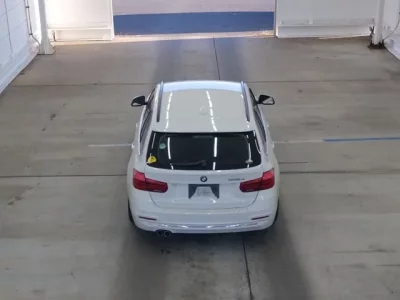 BMW 3-Series  с аукциона в Японии