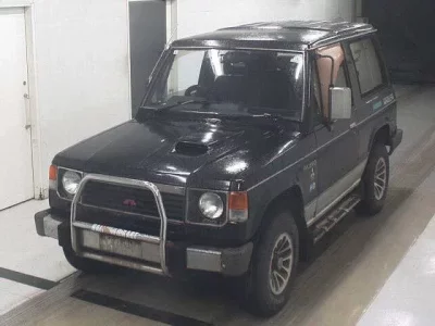 Mitsubishi PAJERO