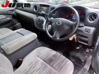 Nissan CARAVAN BUS