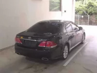 Toyota CROWN лот № 237 оценка R  с аукциона в Японии 4