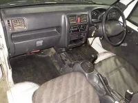 Suzuki CARRY TRUCK лот № 2002 оценка 3.5  с аукциона в Японии 4