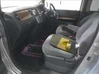 Honda STEP WAGON лот № 4228 оценка R  с аукциона в Японии 2