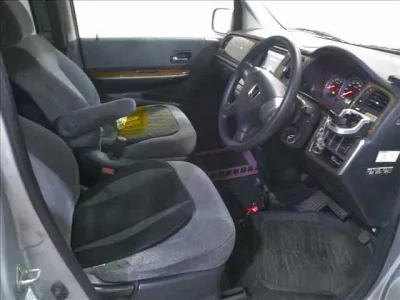 Honda STEP WAGON  с аукциона в Японии