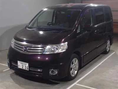 Nissan SERENA  с аукциона в Японии
