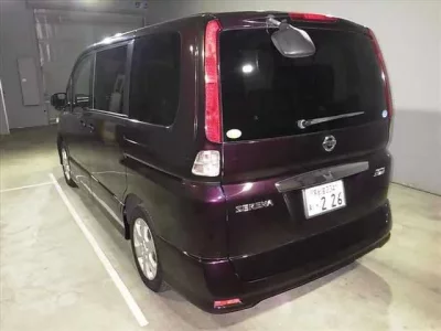 Nissan SERENA  с аукциона в Японии