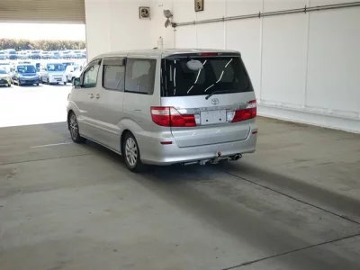 Toyota ALPHARD  с аукциона в Японии