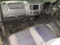 Nissan CARAVAN VAN лот № 2011 оценка R  с аукциона в Японии 4