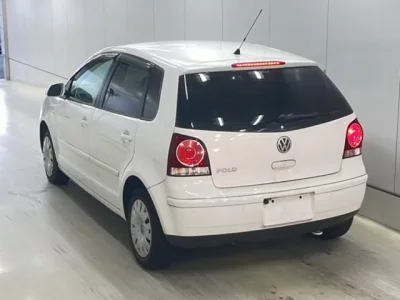 Volkswagen POLO  с аукциона в Японии