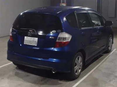 Honda FIT  с аукциона в Японии