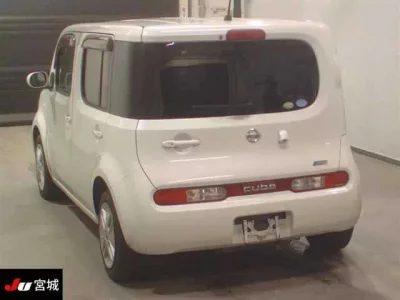 Nissan CUBE  с аукциона в Японии
