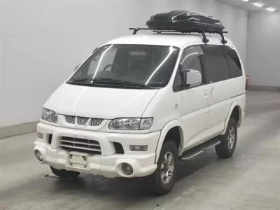 Mitsubishi DELICA